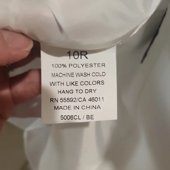 Chic White Women's Blazer - Picture 3 of 8